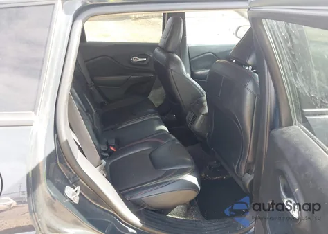 2016 Jeep Cherokee Trailhawk z USA, uszkodzony, nr VIN 1C4PJMBS3GW241785